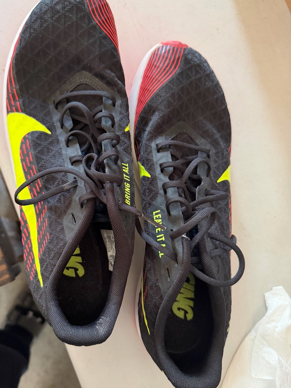 Men's Black Athletic Running Shoes with Neon Yellow Accents